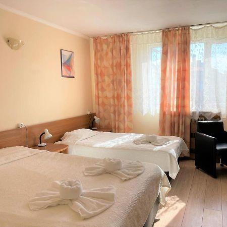 Family Hotel Central Burgas Luaran gambar