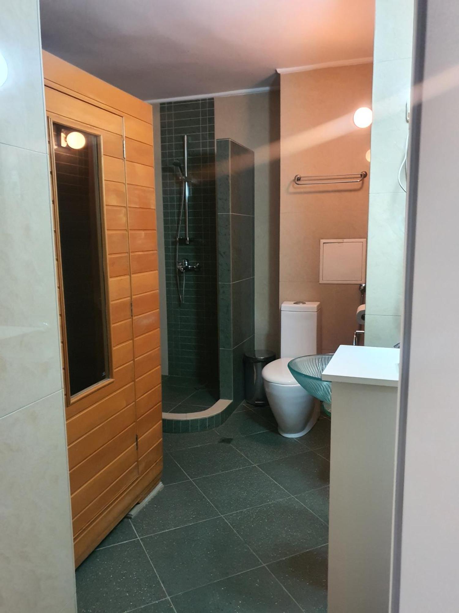 Family Hotel Central Burgas Luaran gambar